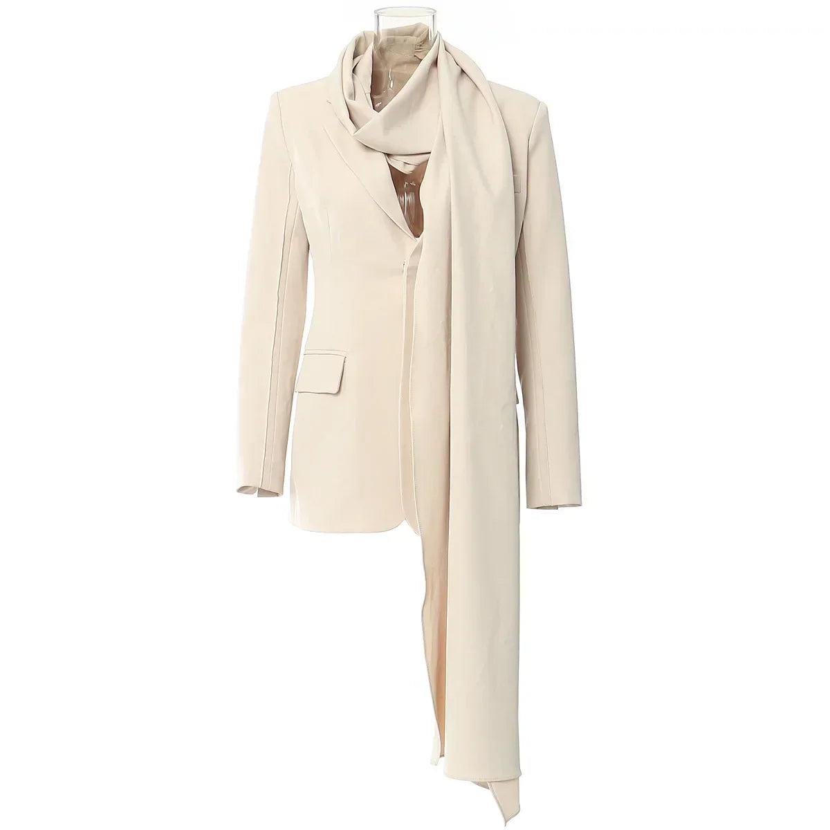 Dafne | Fashionable and effortless winter garment