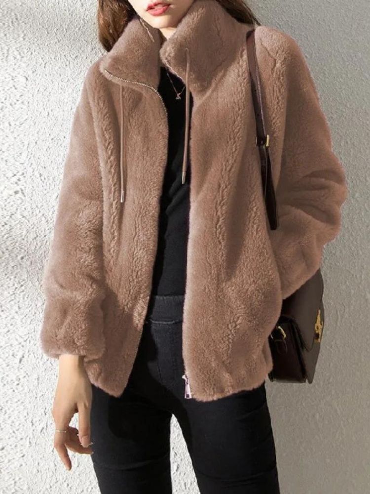 Damiana | Stylish and warm winter jacket for women