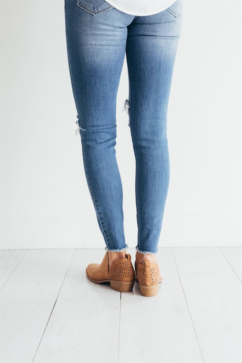 Yvonne | Supportive and fashionable orthopedic boots.