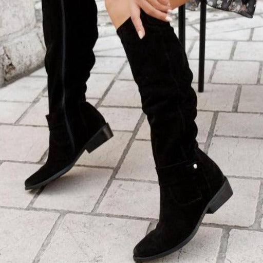 Hilda | Knee-high women's boots with a low heel