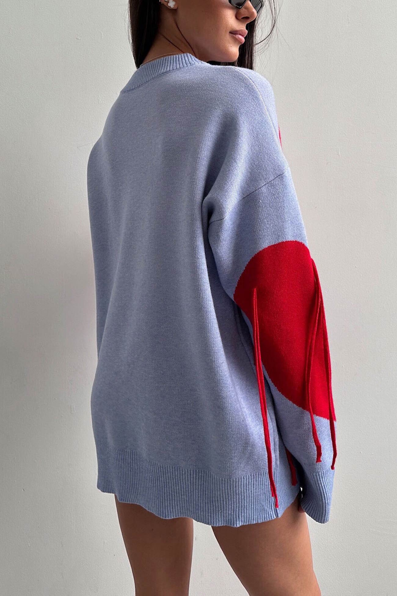 Marlies | Fringe sweater with heart graphic