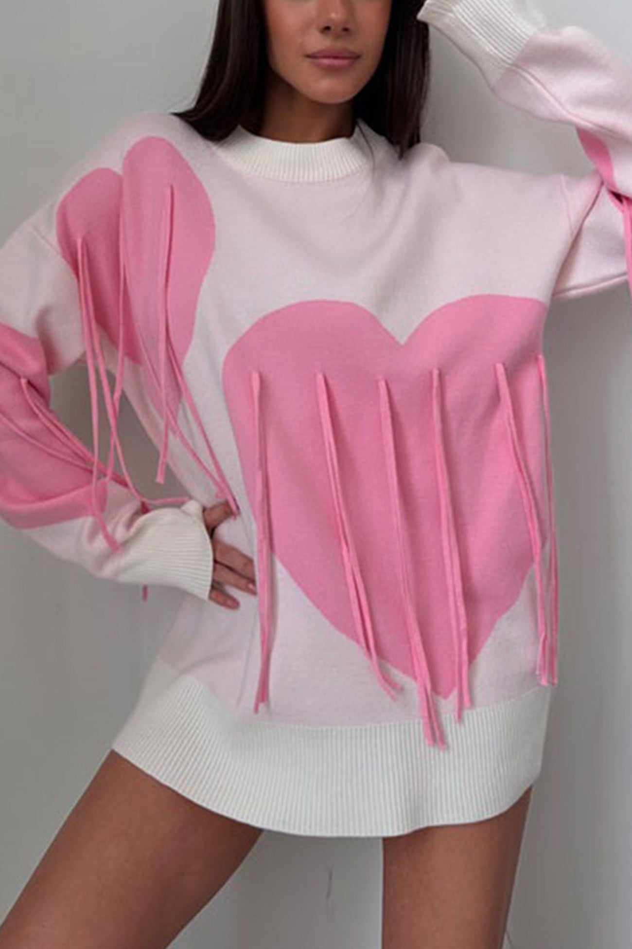 Marlies | Fringe sweater with heart graphic