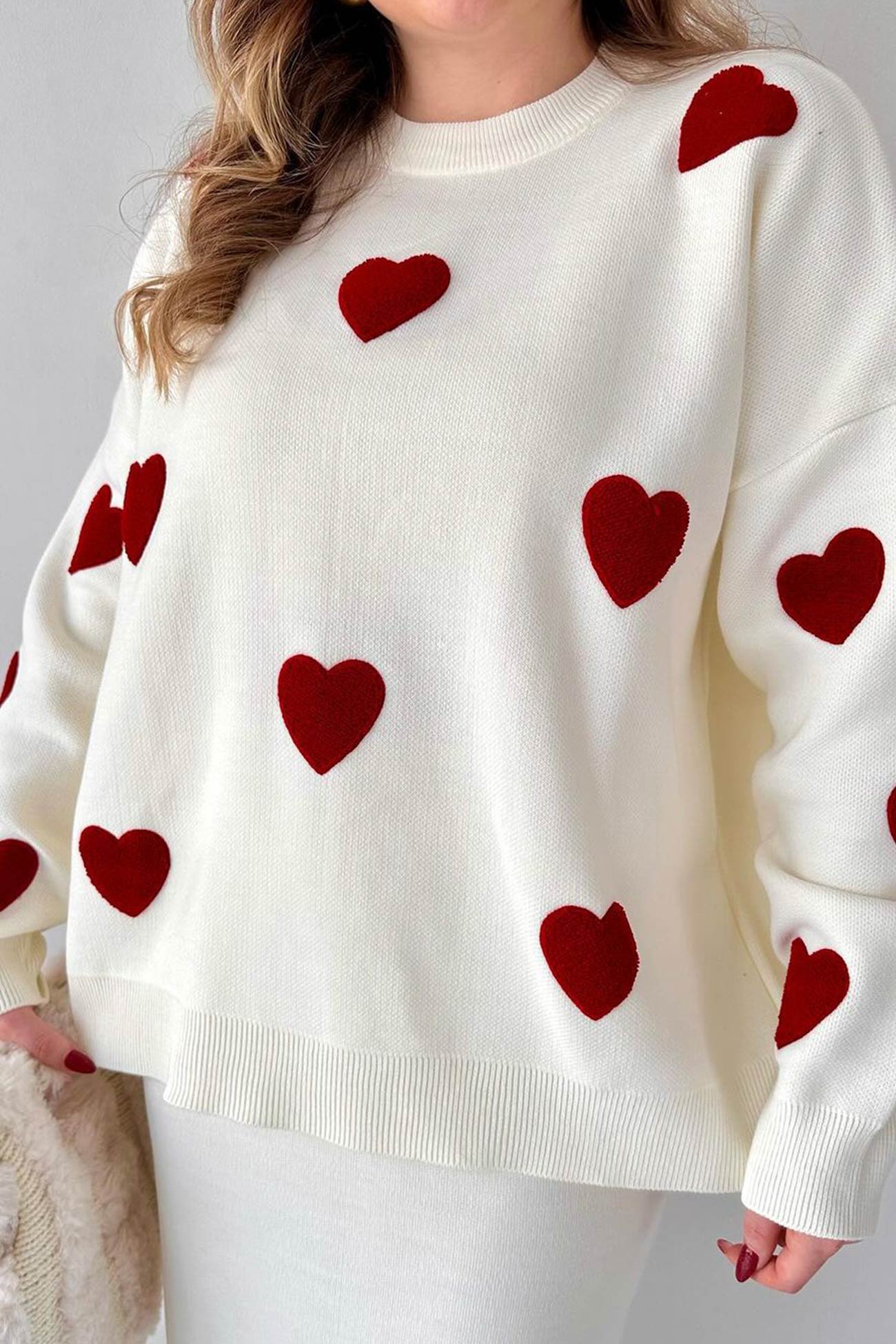 Nathalie | Heart graphic sweater and midi skirt knit suits