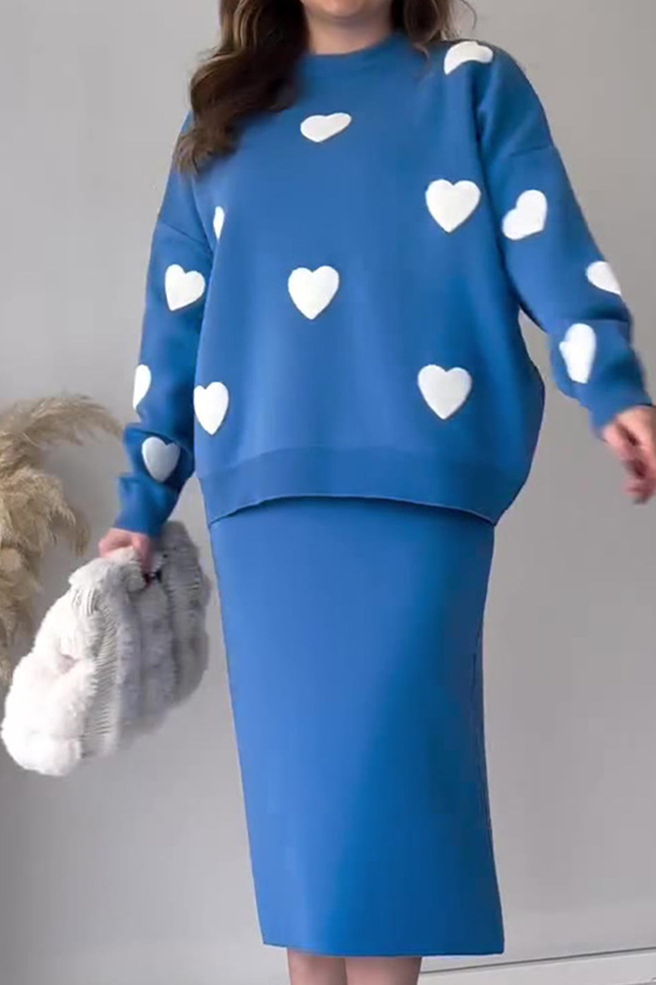 Nathalie | Heart graphic sweater and midi skirt knit suits