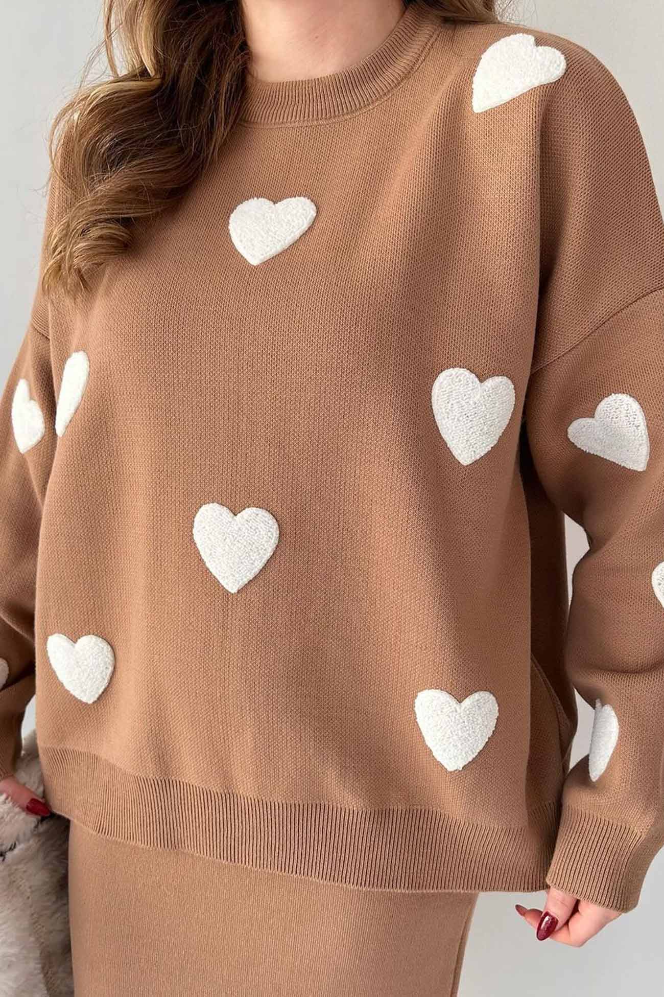 Nathalie | Heart graphic sweater and midi skirt knit suits