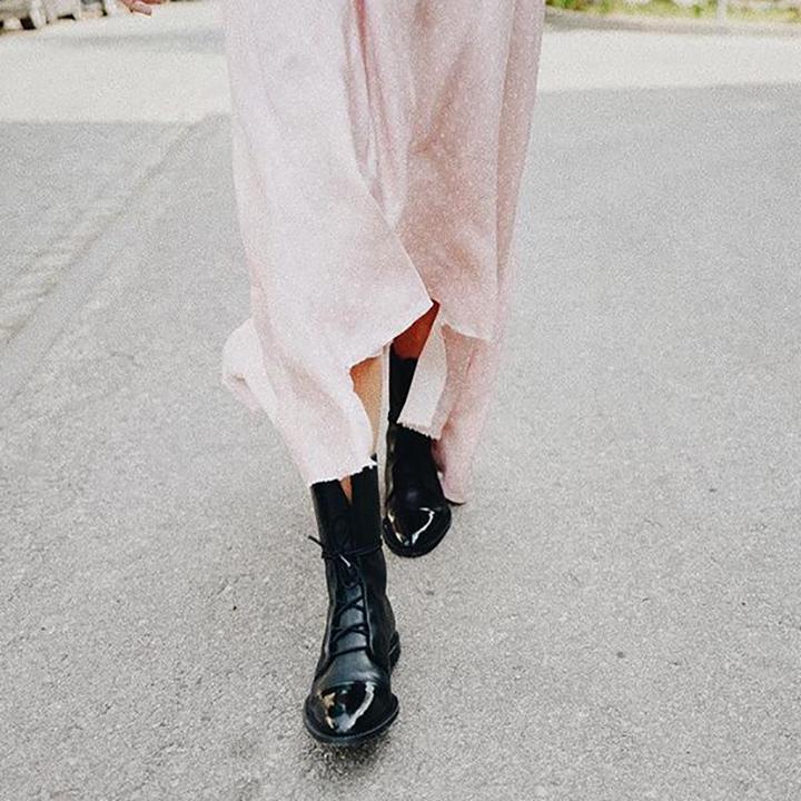 Vera | Comfortable and elegant orthopedic footwear.