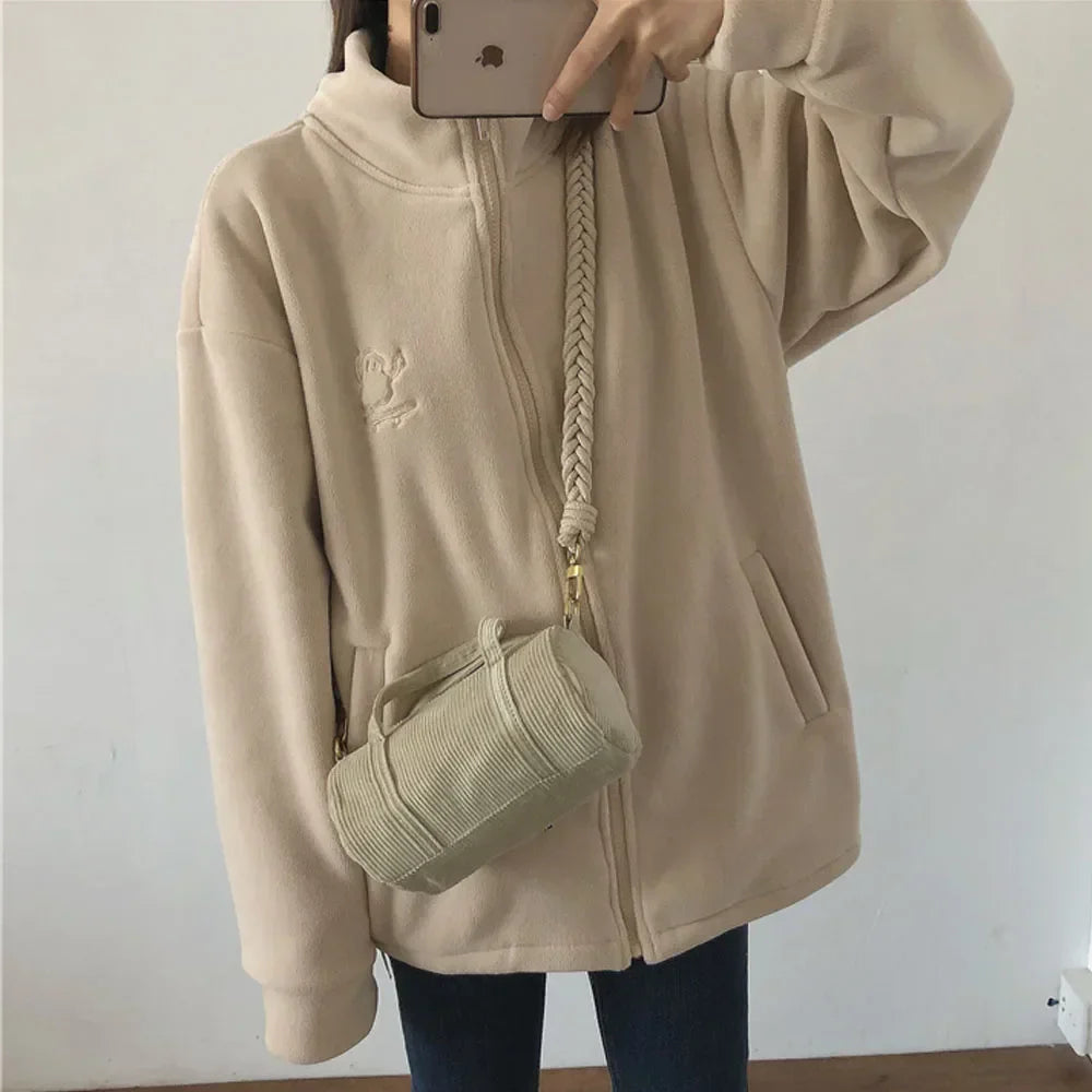 Regina | Women's oversized sweatshirt with zip and pockets
