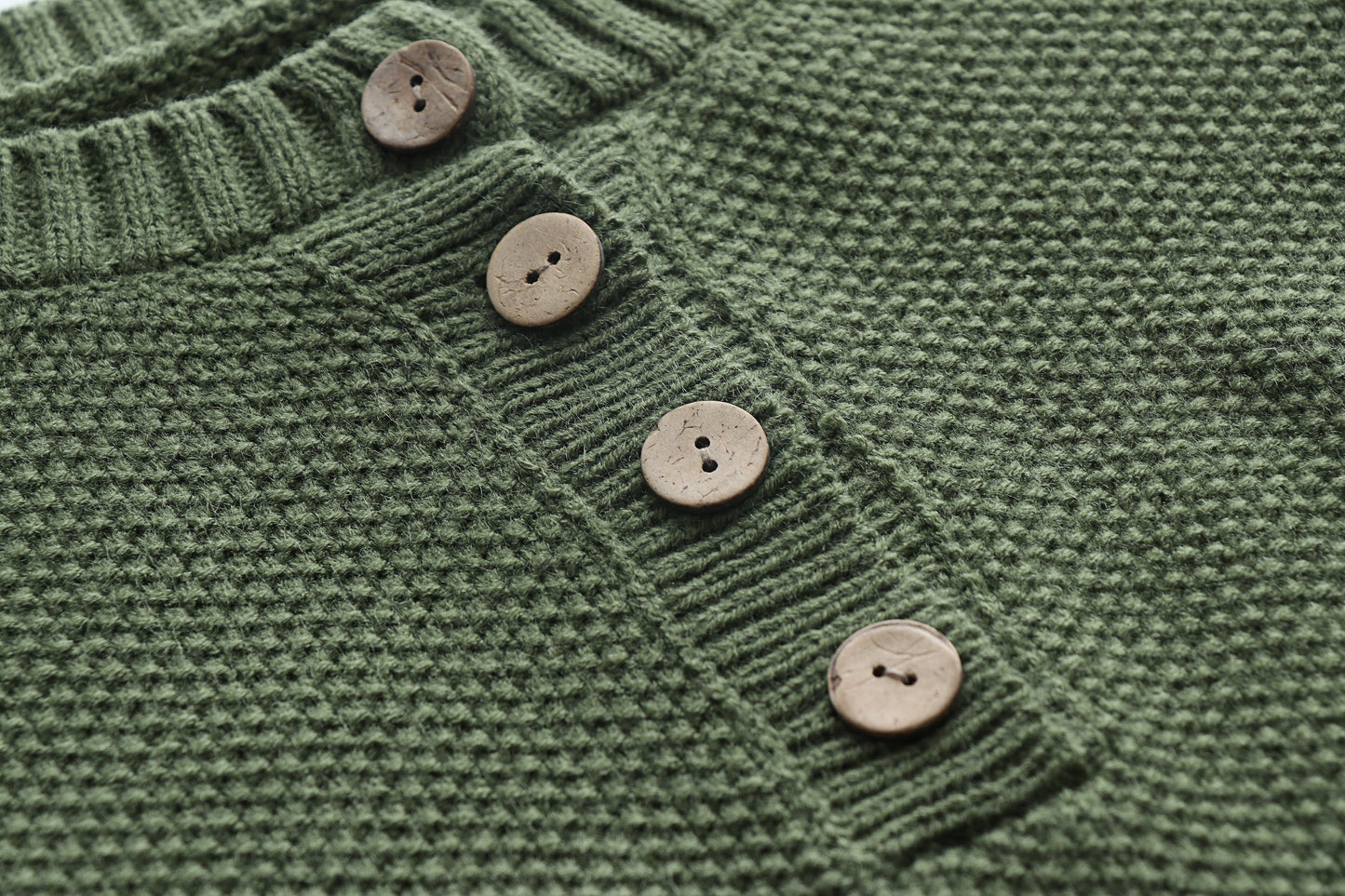 Emma| Relaxed and timeless winter sweater