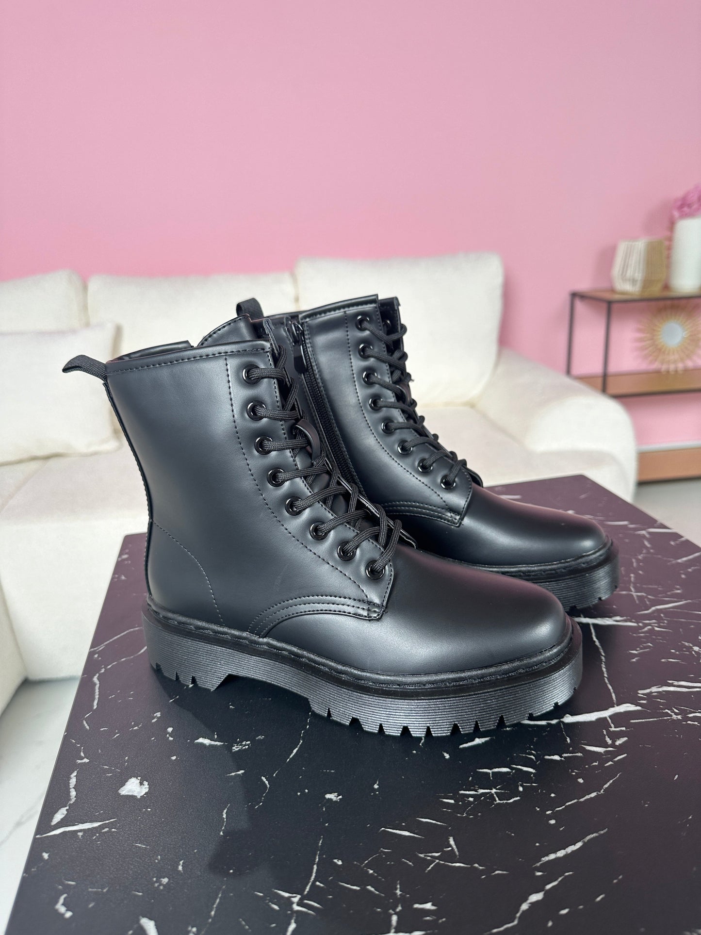 Teresa | black boots