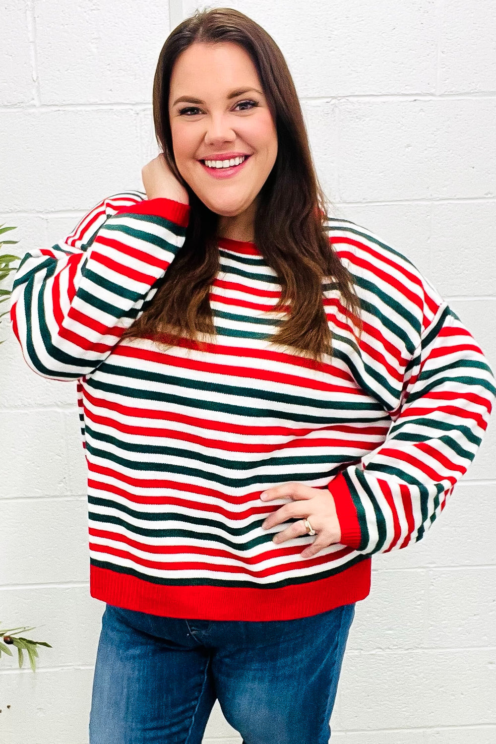 Inés | Christmas red and green striped oversized knit sweater