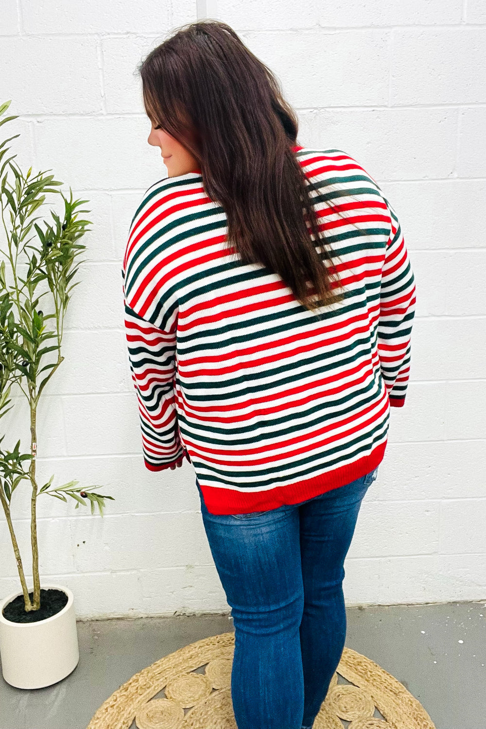 Inés | Christmas red and green striped oversized knit sweater