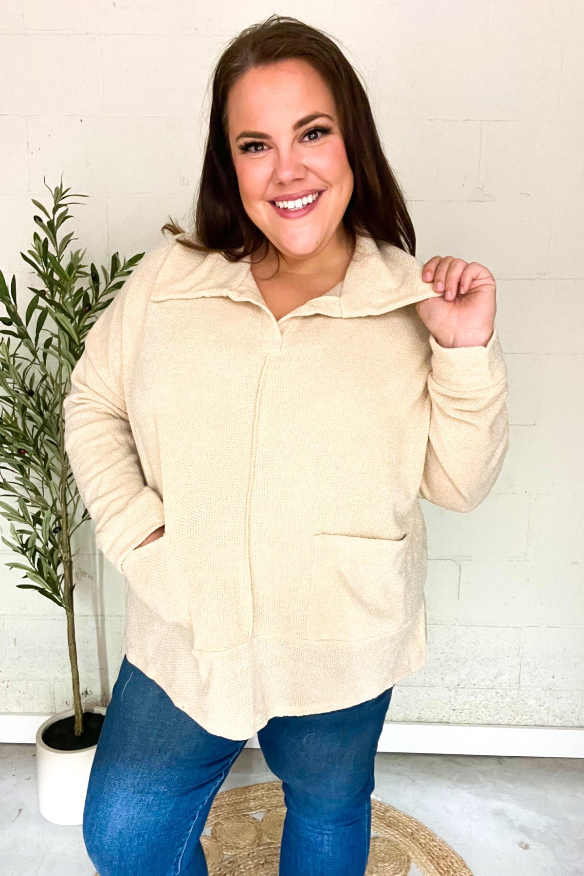 Anke | Easy Living oatmeal knit sweater with a notched neckline and oversized collar