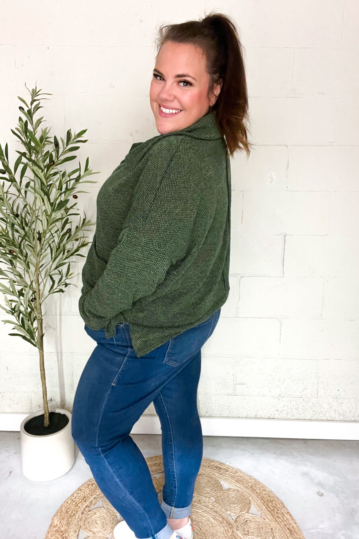 Kristina | Easy Living Olive green textured knit sweater with notched neckline and oversized collar