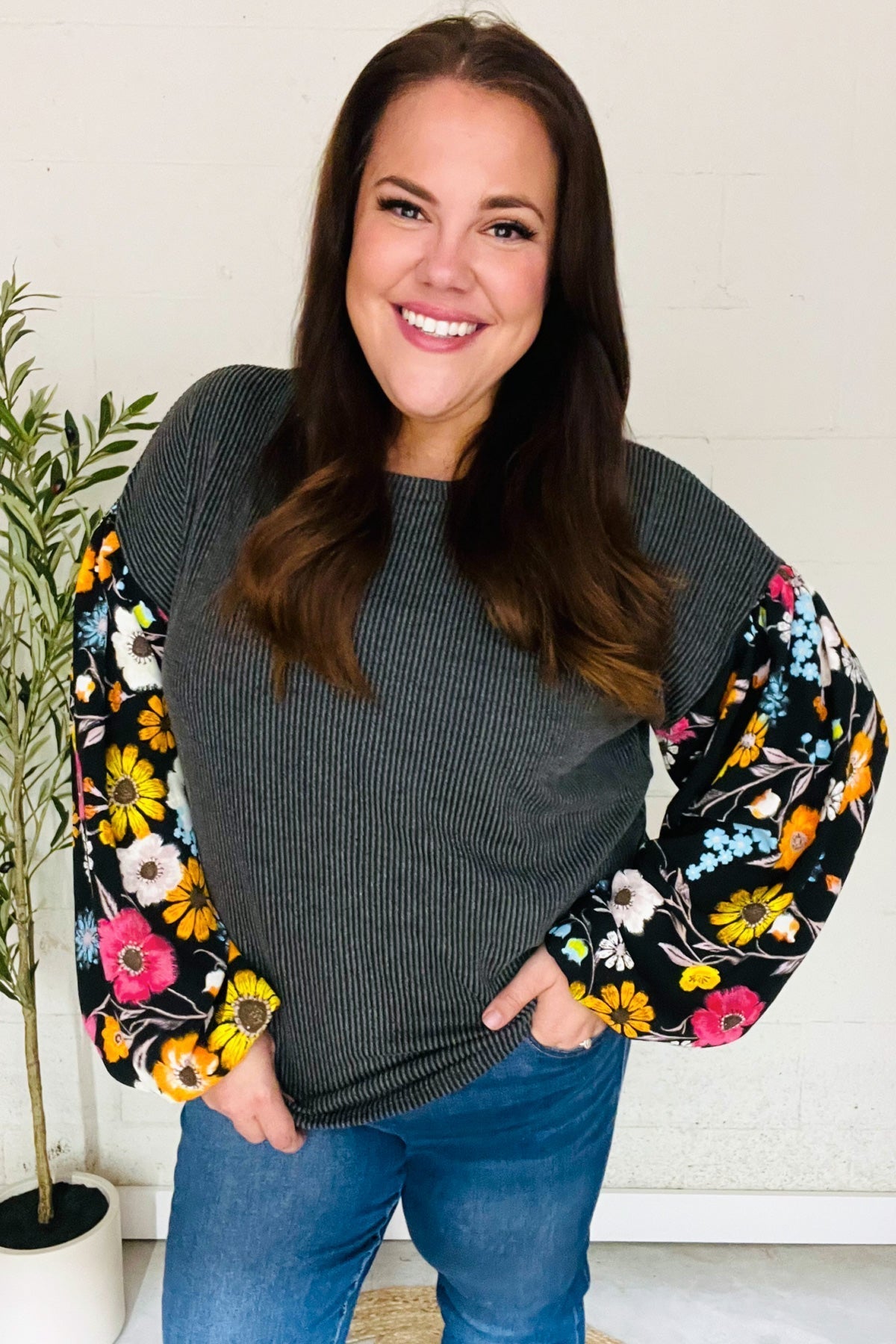 Inga | Diva Dreams Black Floral Ribbed Top with Bubble Sleeves in Mineral Wash