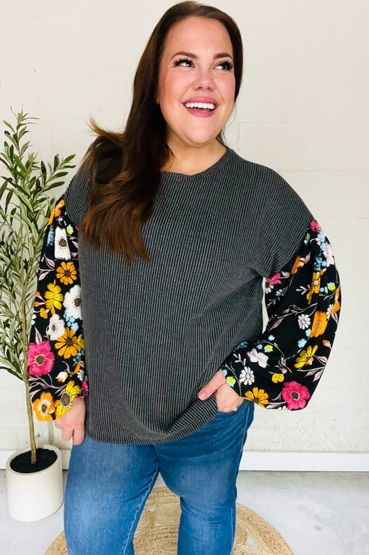 Inga | Diva Dreams Black Floral Ribbed Top with Bubble Sleeves in Mineral Wash
