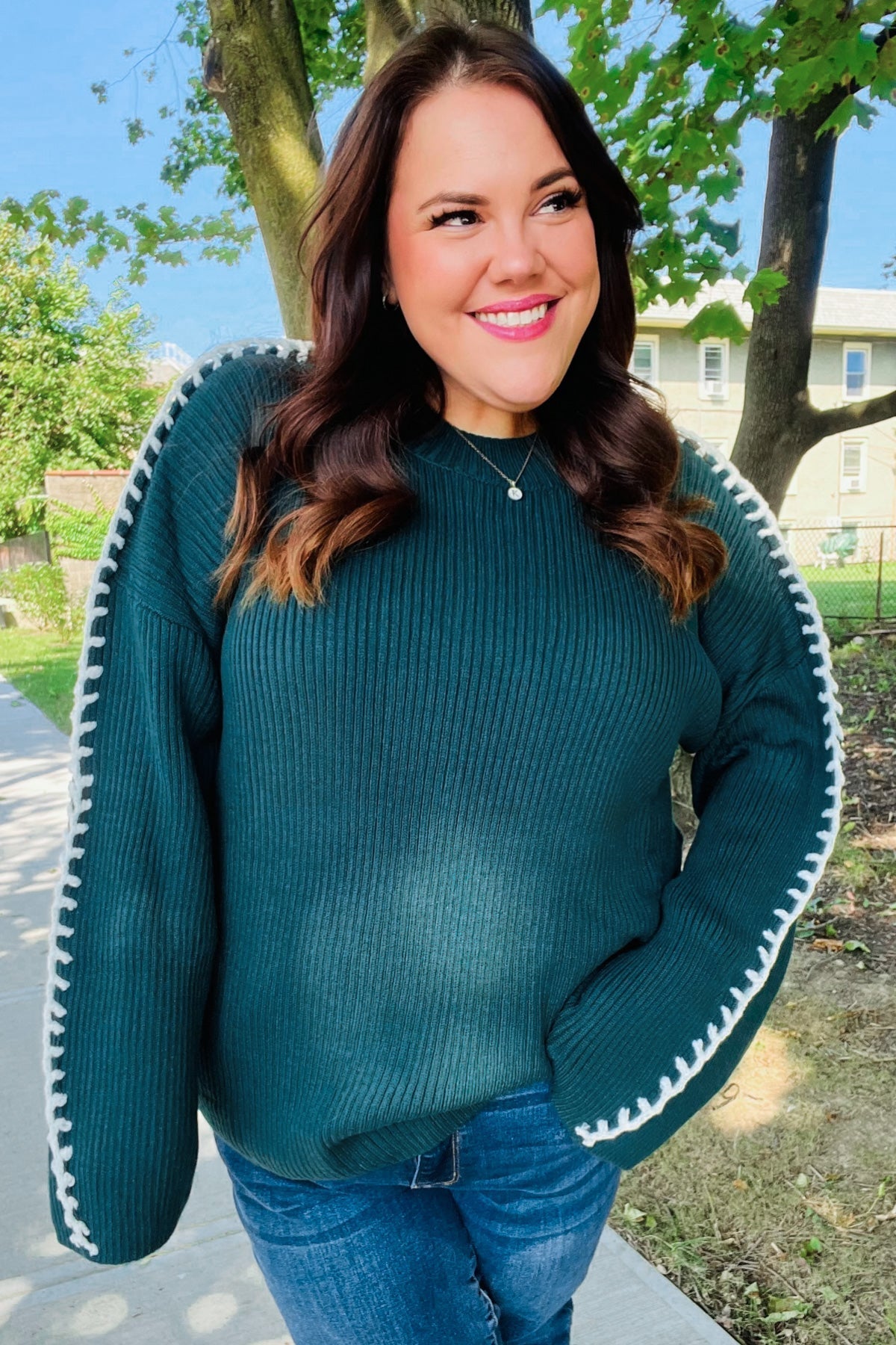 Paulina | Fall Vibes Hunter Green rib knit sweater with large stitches