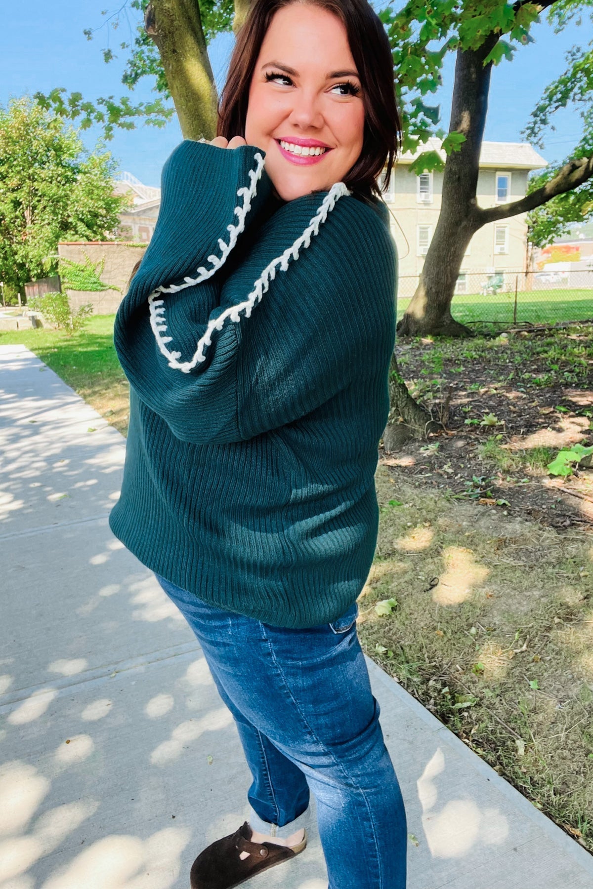 Paulina | Fall Vibes Hunter Green rib knit sweater with large stitches