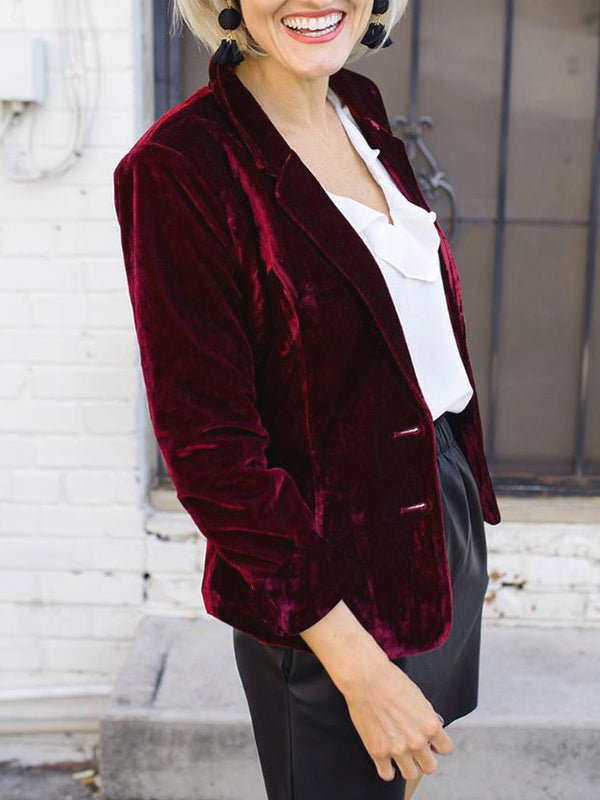 Reina | Classic and elegant winter garment