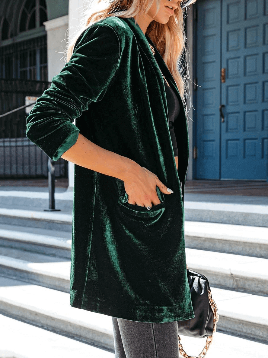 Georgina | Fashionable and minimalist winter garment
