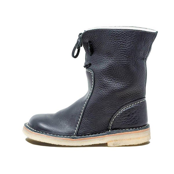 Petra | Fashionable and supportive orthopedic shoes.
