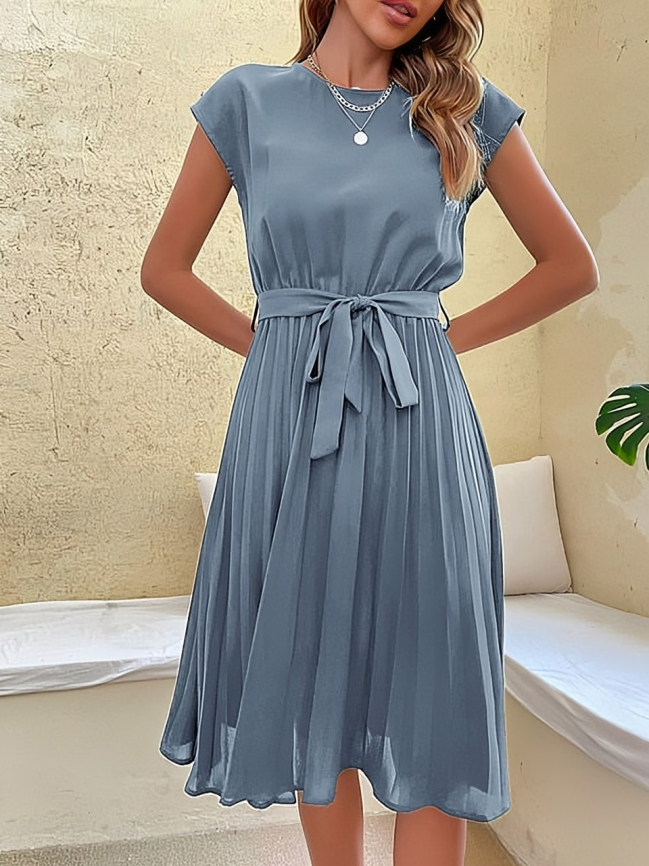 Fiona® | Chic Short-Sleeved Dress With Tie Belt