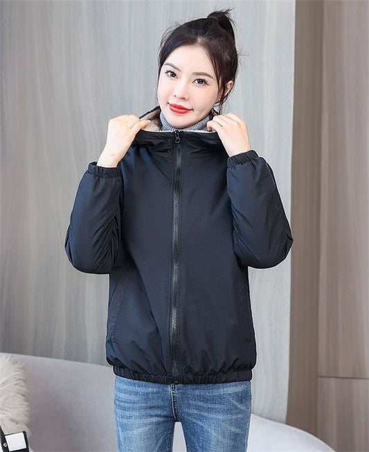 Zoe | Cozy fleece windbreaker with hood.