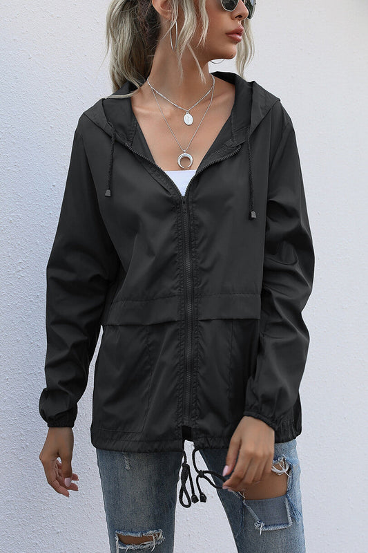 Cecilia | Windproof sports jacket with hood
