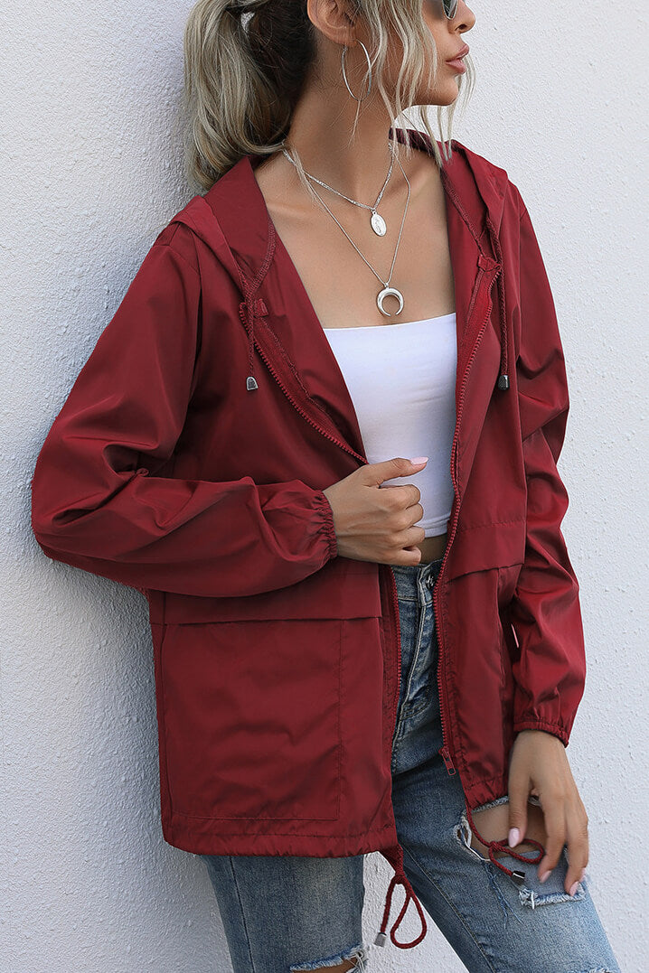 Cecilia | Windproof sports jacket with hood