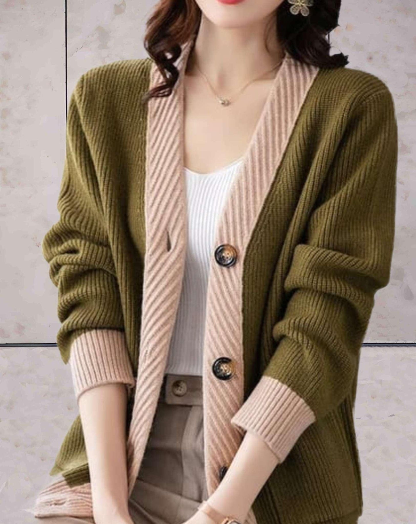 Gabriela | Elegant and versatile winter cardigan