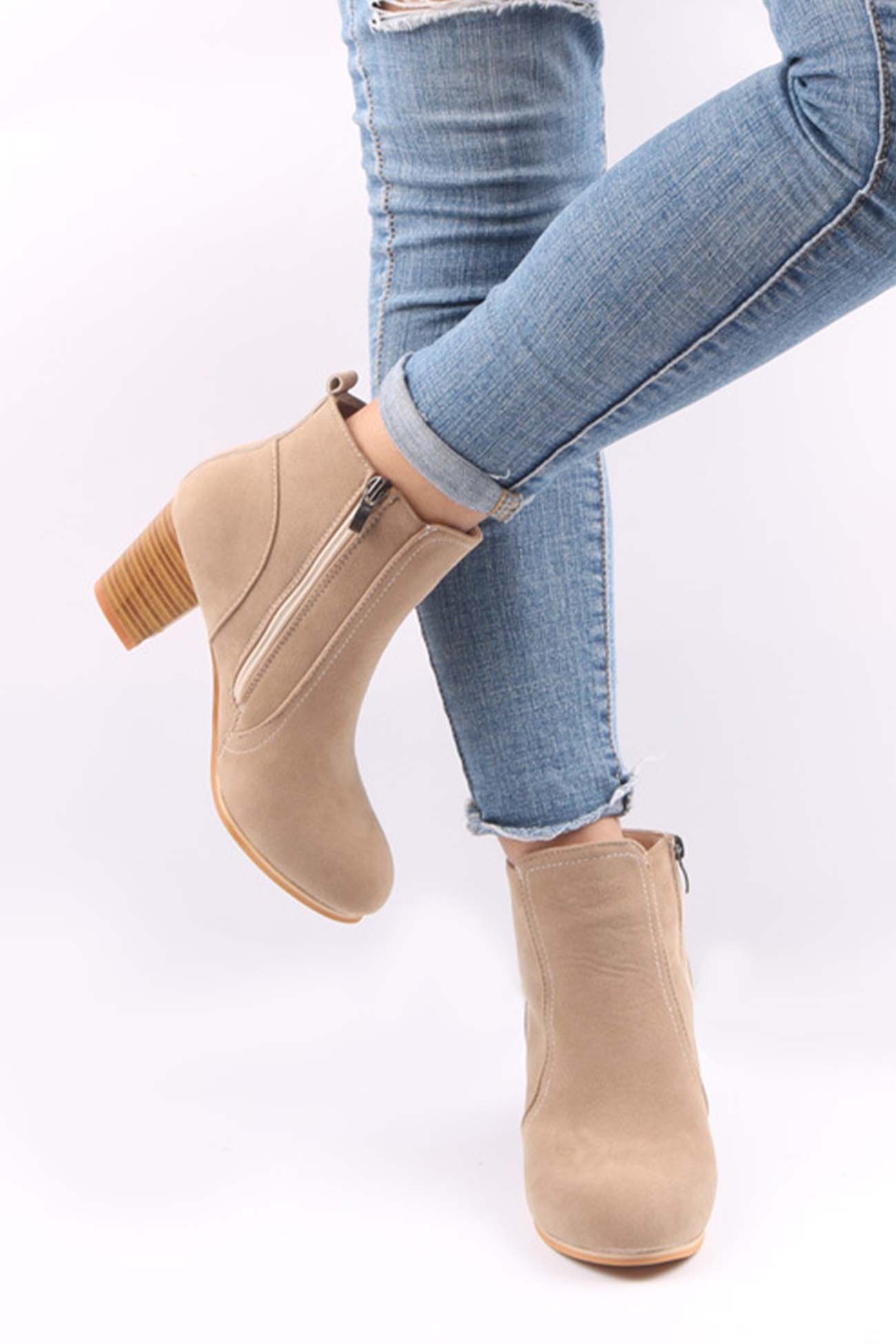Romina | Fashionable, supportive orthopedic boots