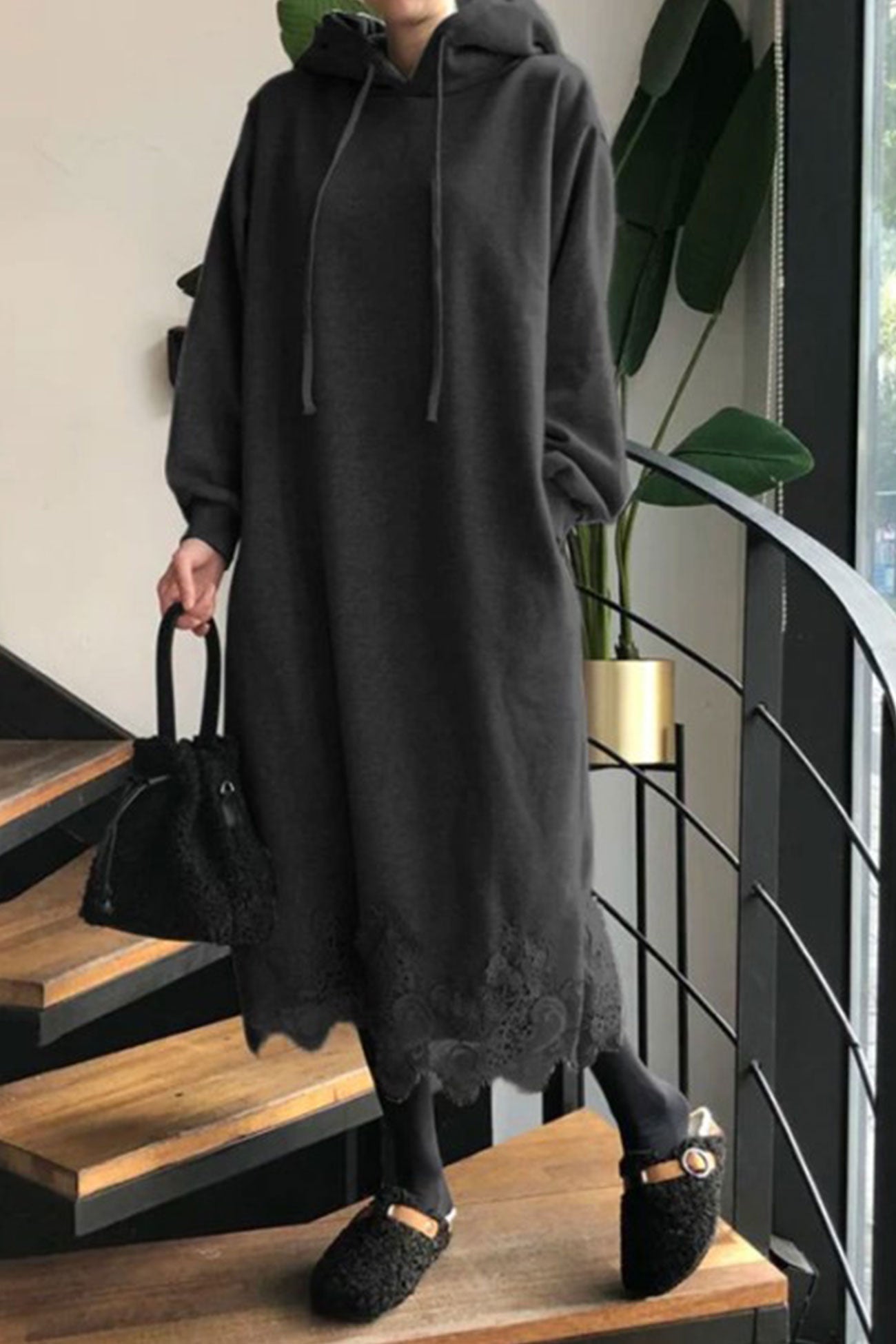 Hedwig | Hooded dress with lace hem