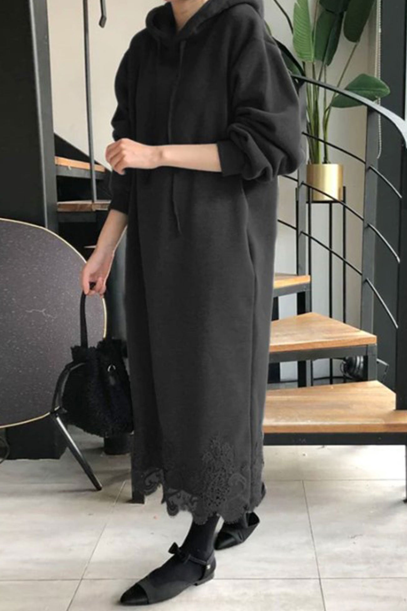Hedwig | Hooded dress with lace hem