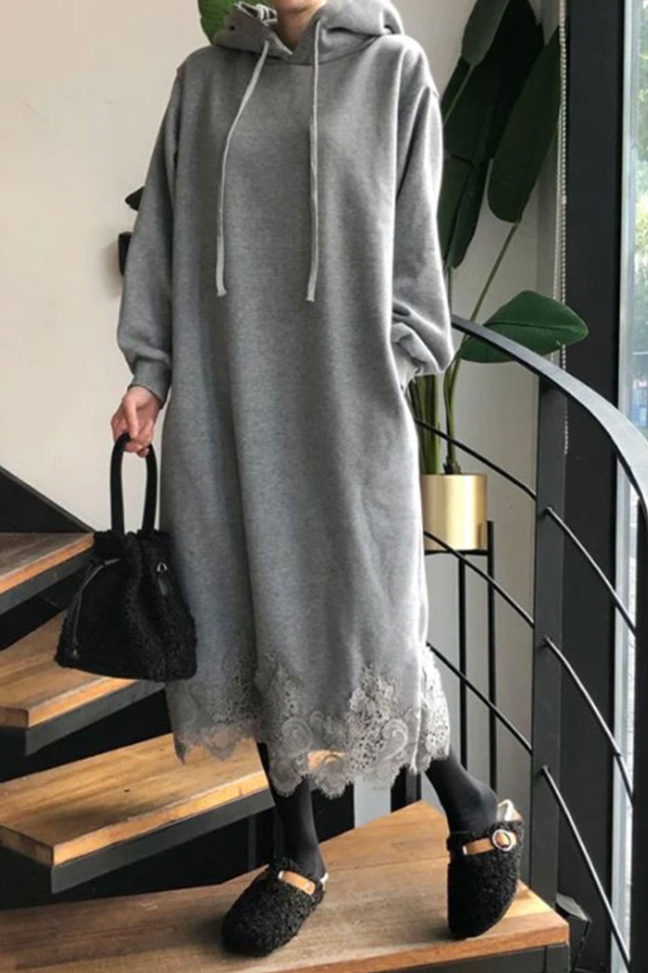 Hedwig | Hooded dress with lace hem