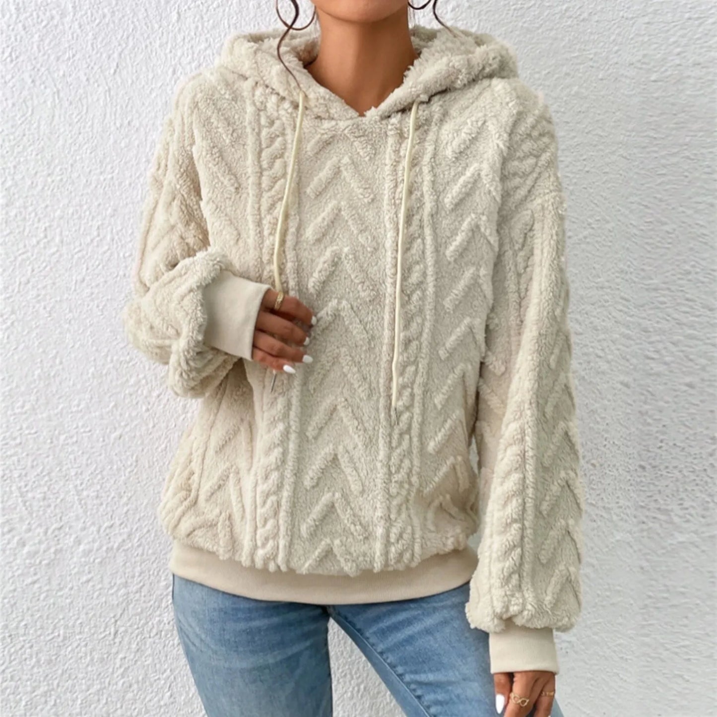Cecilia | Loose-fitting fleece sweater with hood