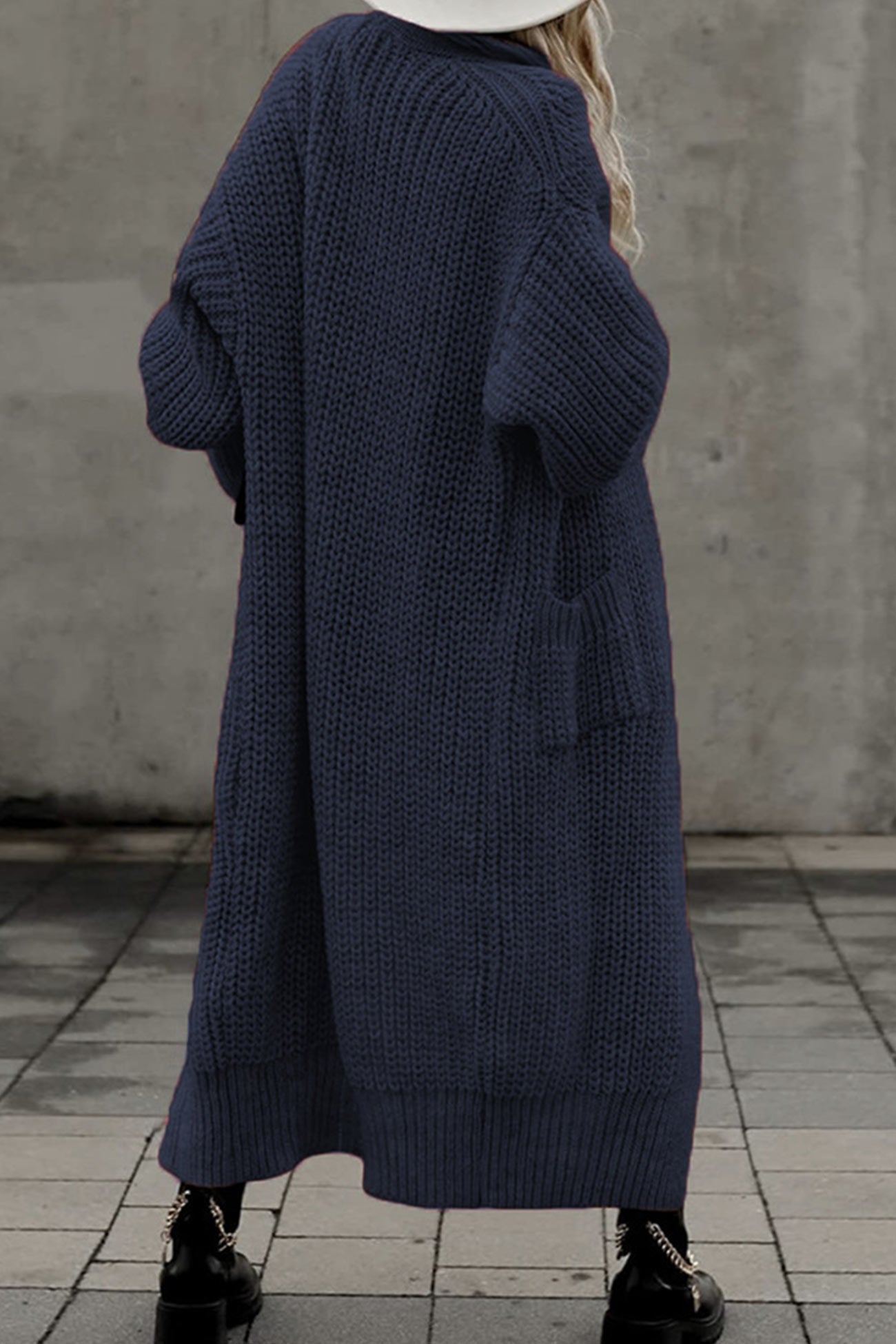Teresa | Long cardigan with lantern sleeves at the front and pockets