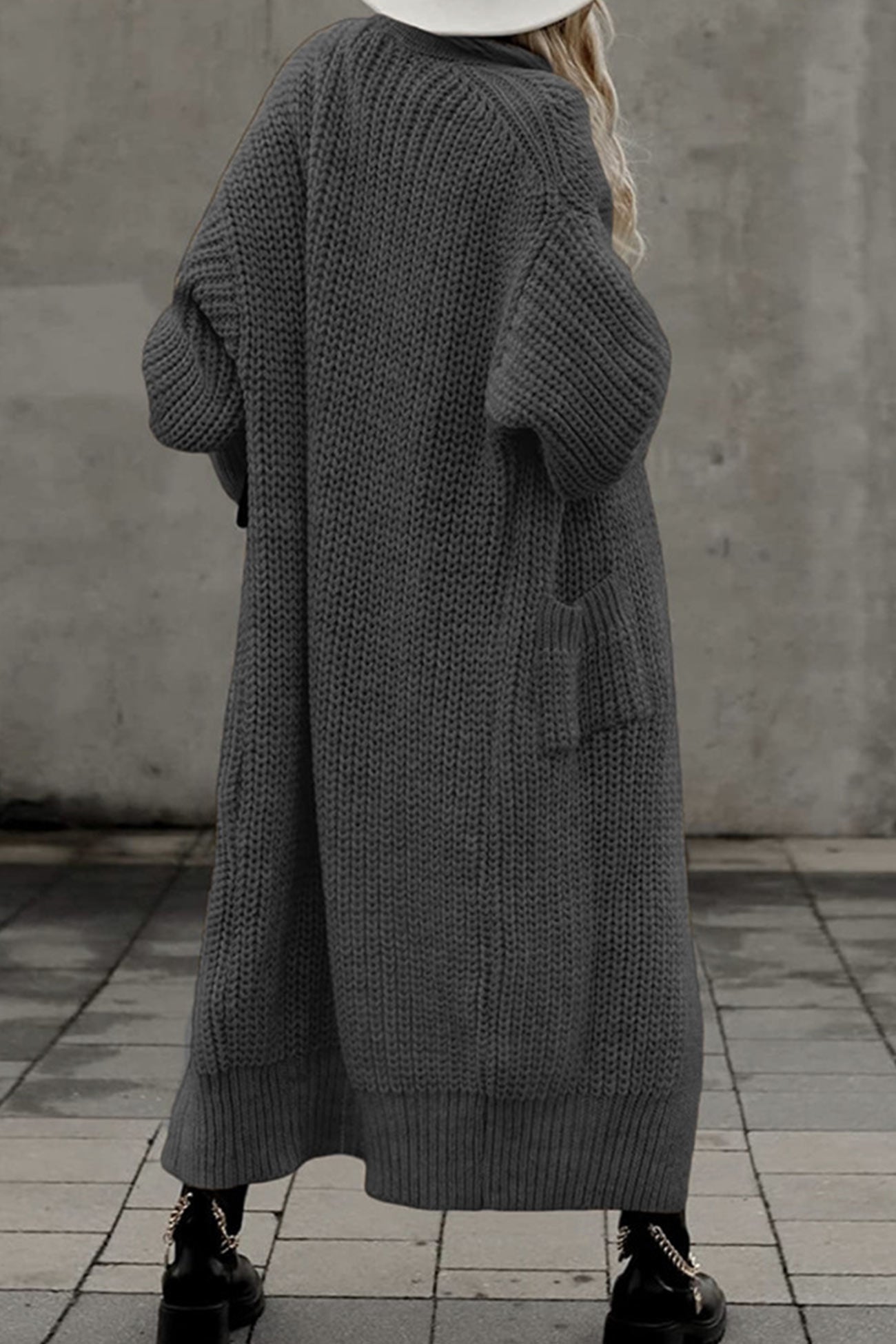 Teresa | Long cardigan with lantern sleeves at the front and pockets