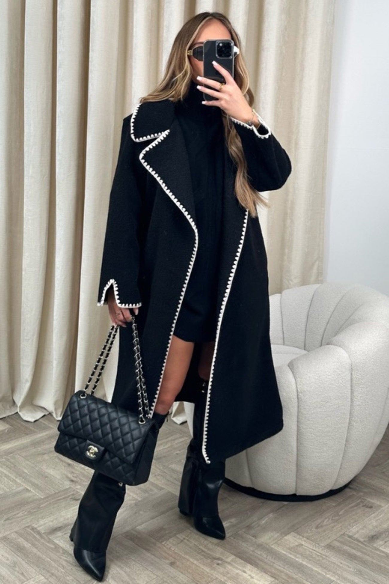 Cecilia | Long coat with lapels and lace and open front