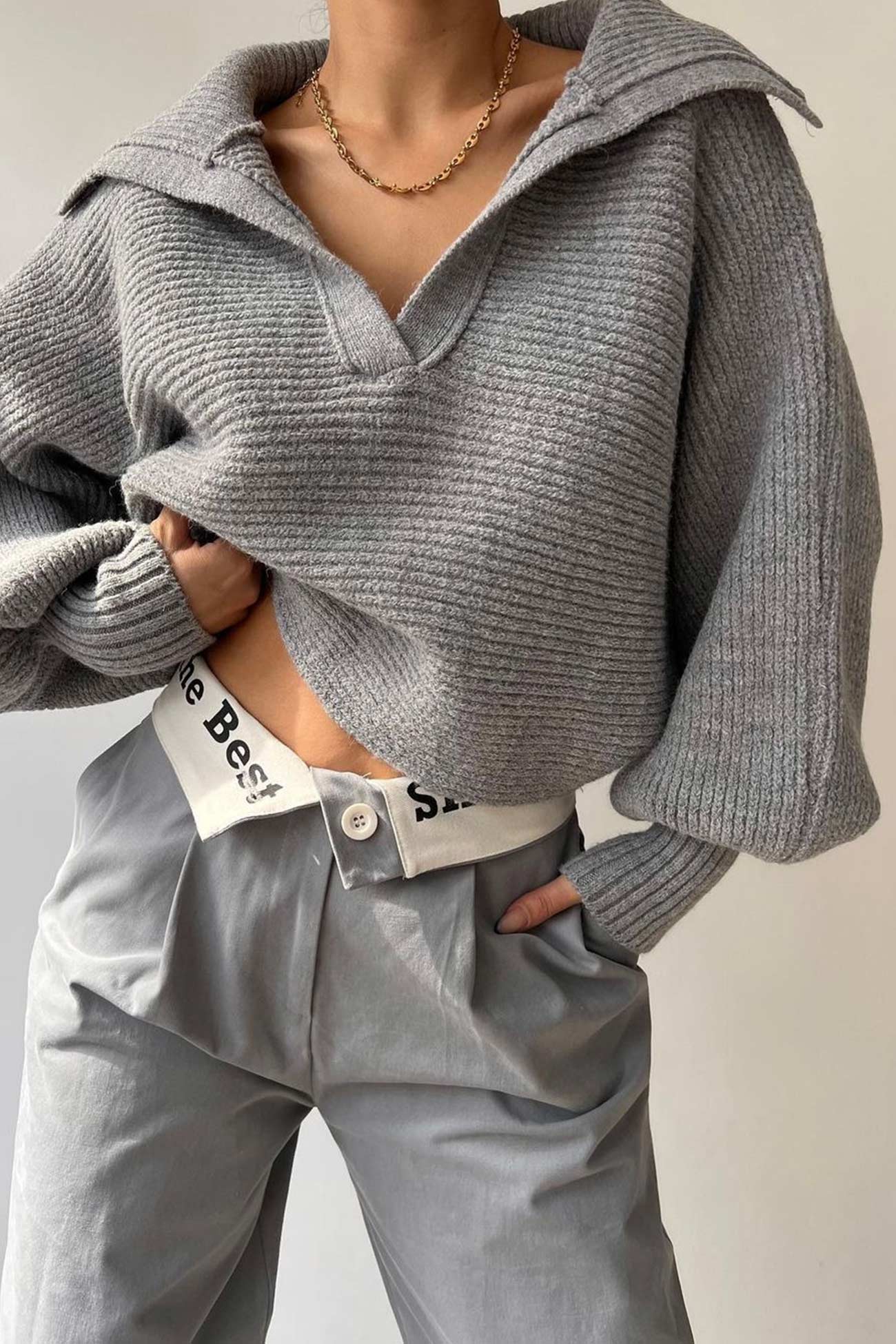 Carolina | V-neck lapel sweater with puff sleeves