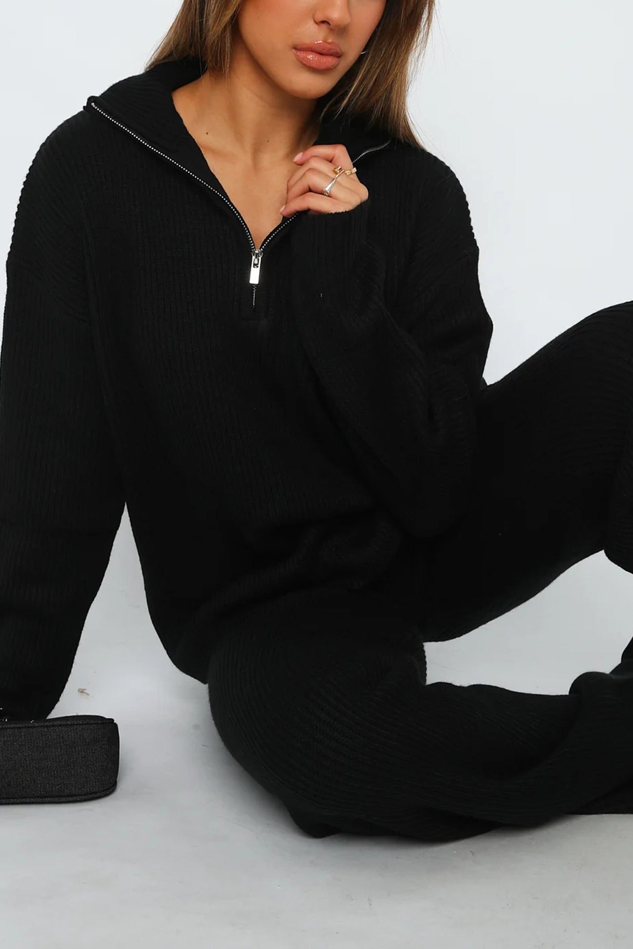 Bernadette | Two-piece outfit in ribbed knit with lapels and zip fastening