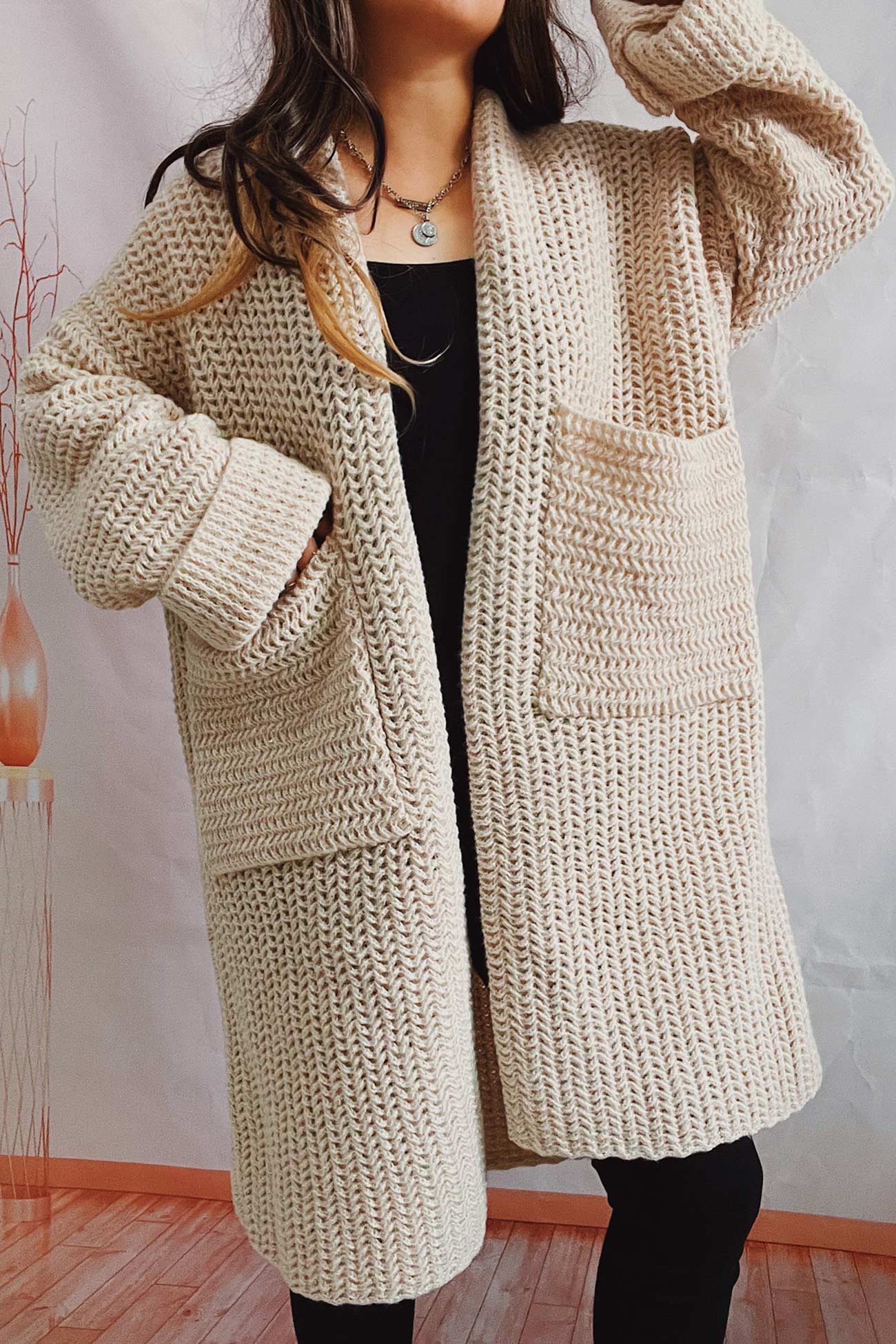 Marita | Cardigan with large pocket and open front