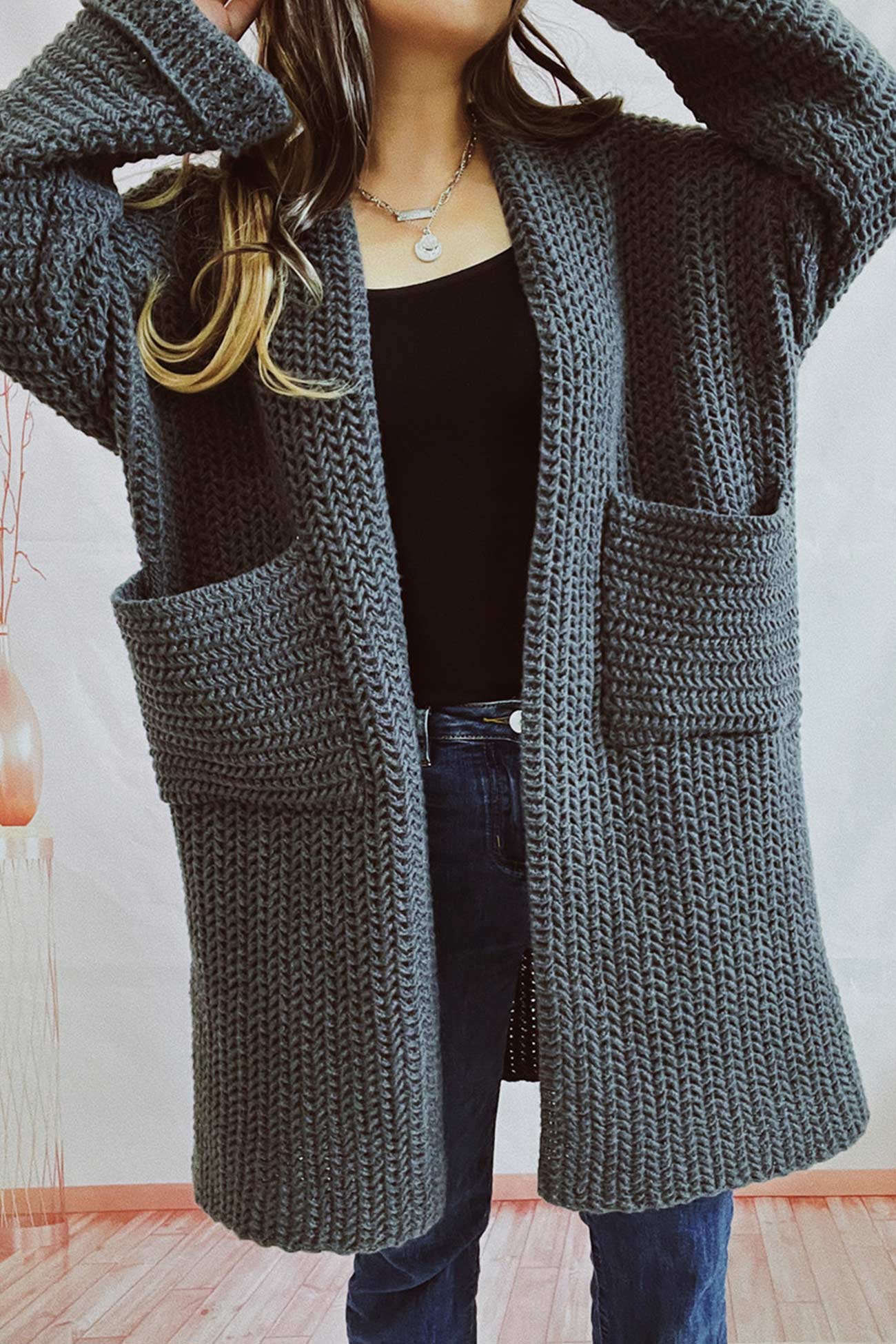 Marita | Cardigan with large pocket and open front