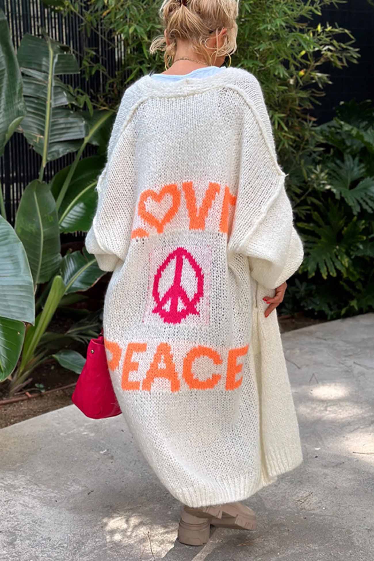 Judith | Long-sleeved cardigan with an open front and a letter print