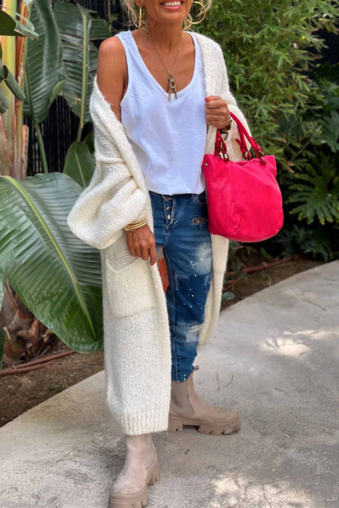 Judith | Long-sleeved cardigan with an open front and a letter print