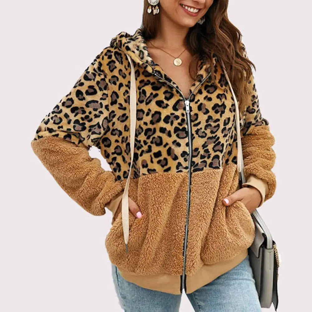 Almudena | Plush leopard print hoodie