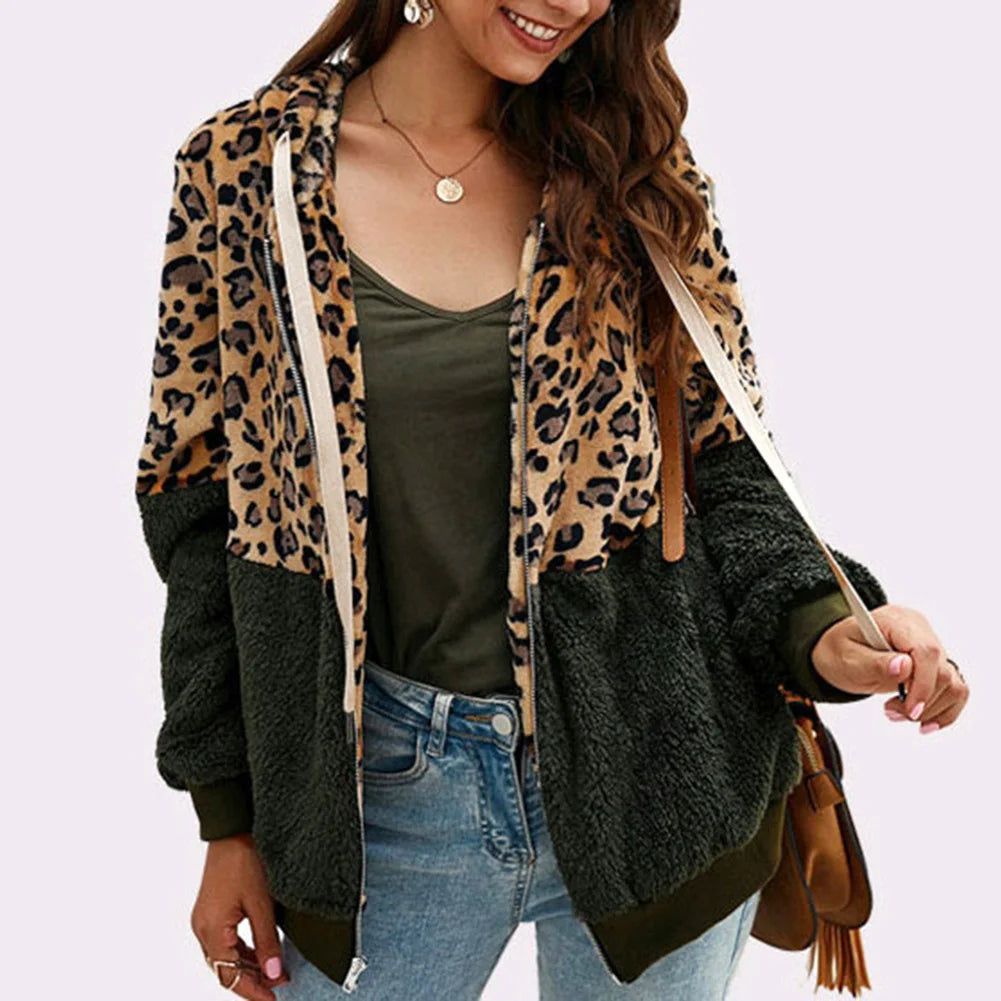 Almudena | Plush leopard print hoodie