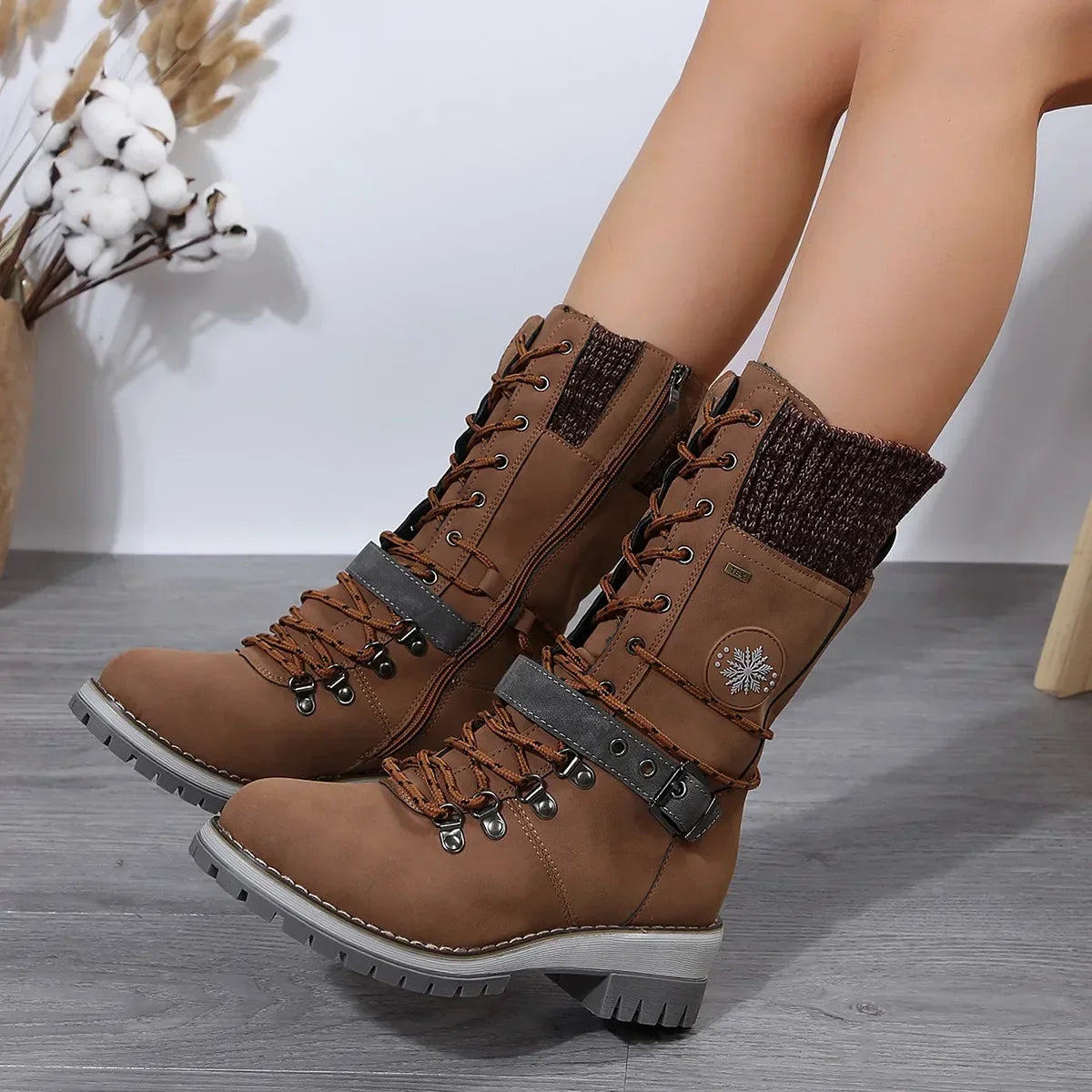 Marina | Supportive and trendy orthopedic boots