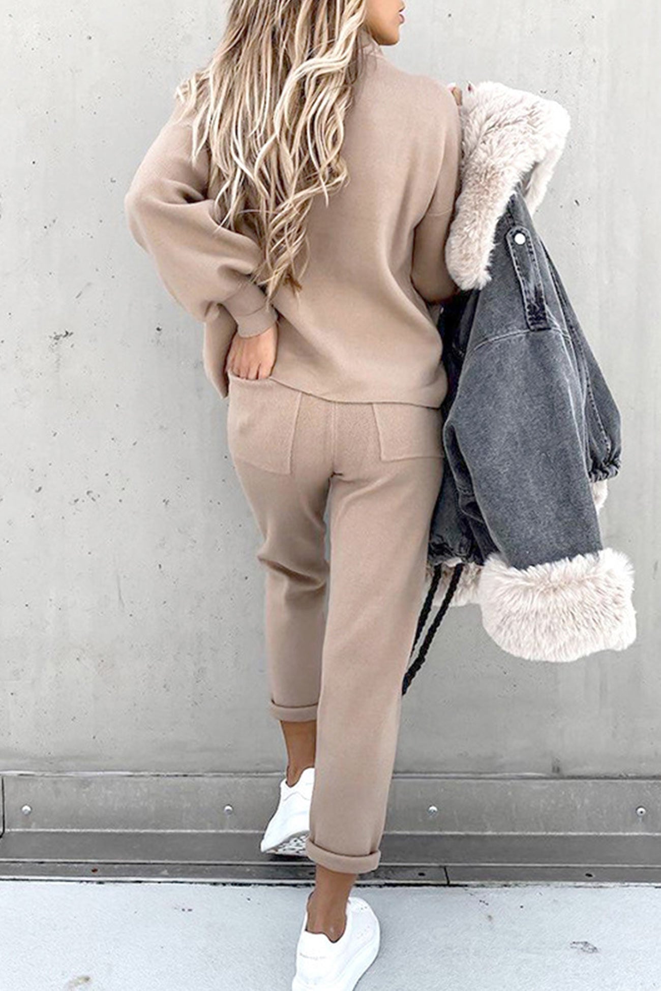Astrid | Long sweatshirt pants suits with stand-up collar and puff sleeves