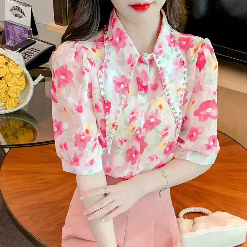 Larissa® | Blouse With Puff Sleeves And Diamond Collar