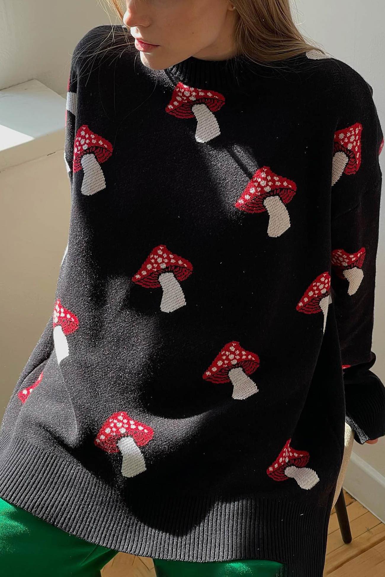 Julia | Mushroom graphic sweater