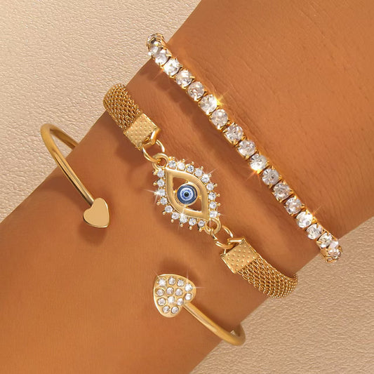 Rhinestone Heart Alloy Luxury Bracelet